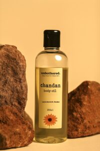 Chandan Body oil